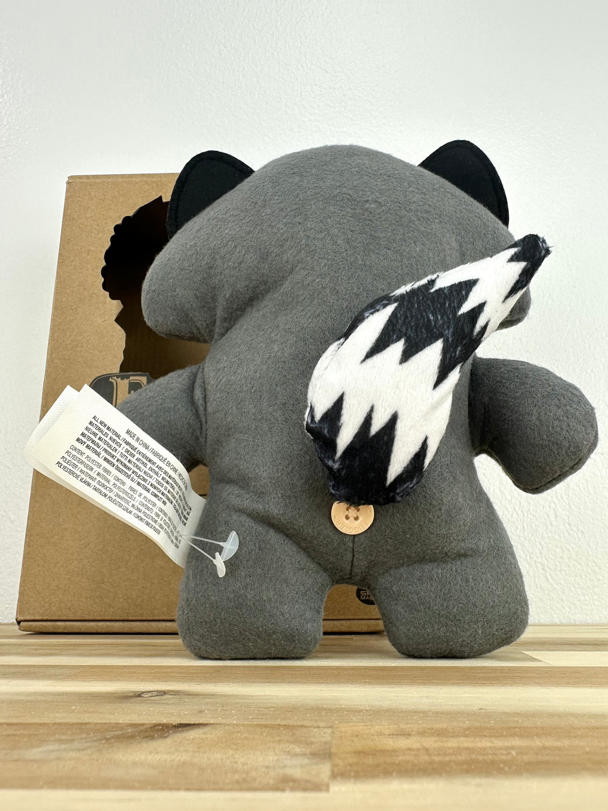 Raccoon Bandit Fuggler - Spin Master - Rare - Mint Condition - Open Box
