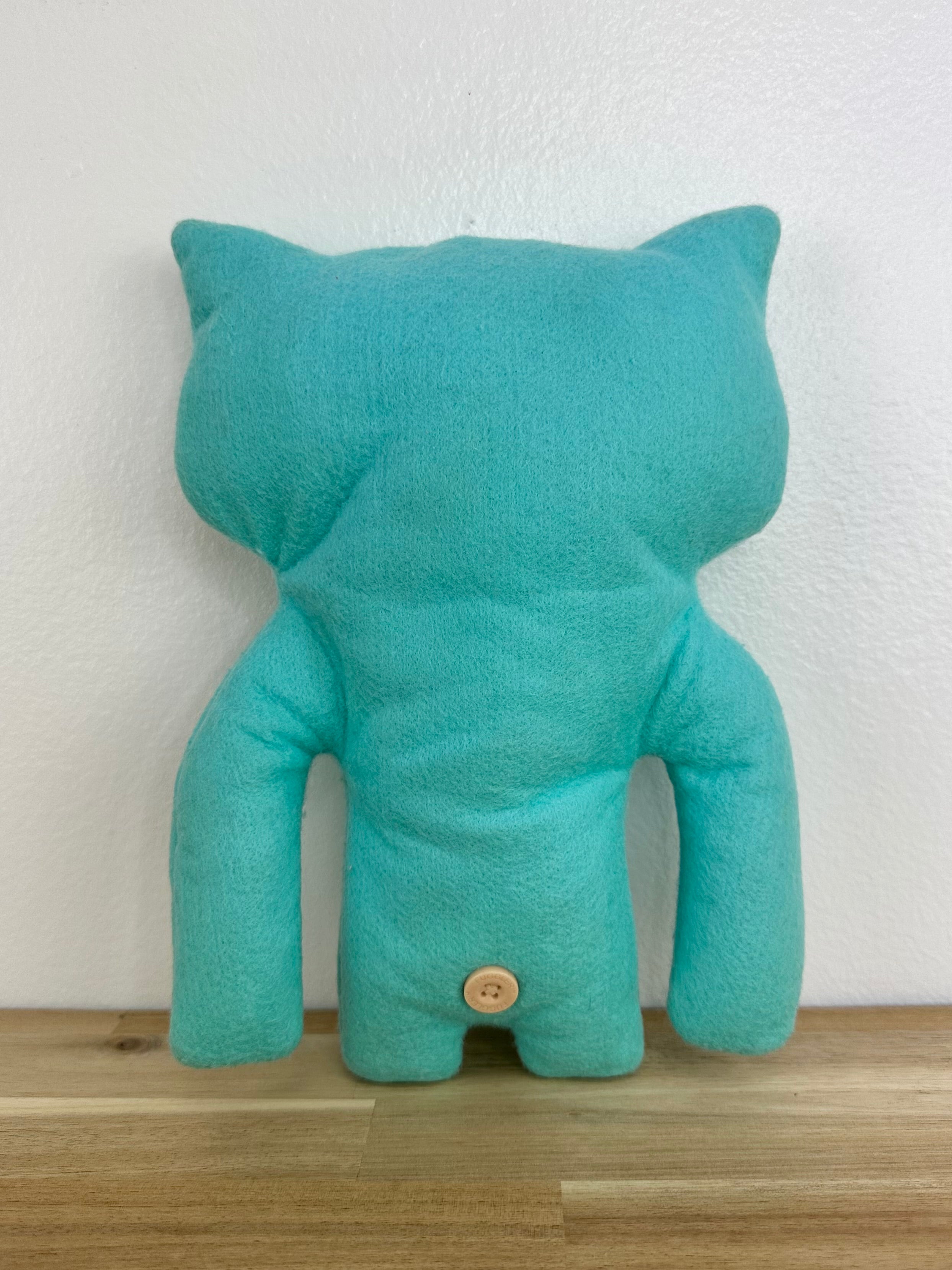 Wide Eyed Weirdo Fuggler • Spin Master • Teal Felt • Tag Cut