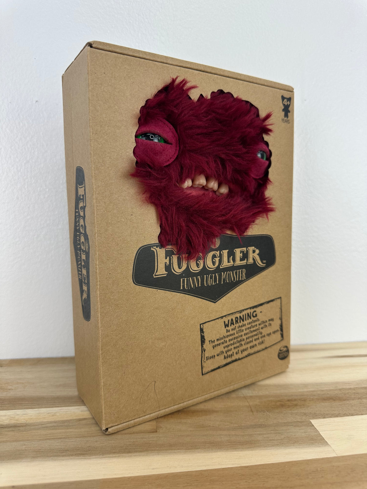 Wide Eyed Weirdo Fuggler - Burgundy - Spin Master Original - Rare - Mint Condition - Open Box