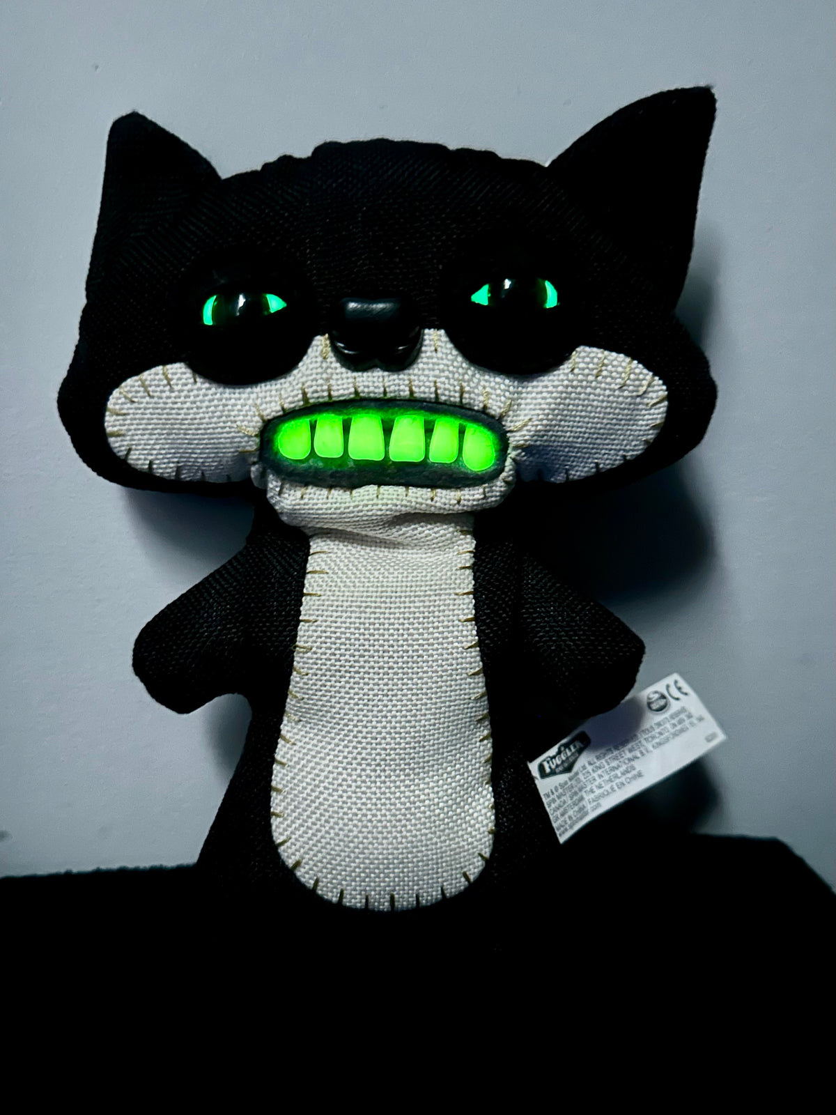 Suspicious Fox Chase Fuggler - Black Burlap - Spin Master - Rare - Mint Condition - No Box