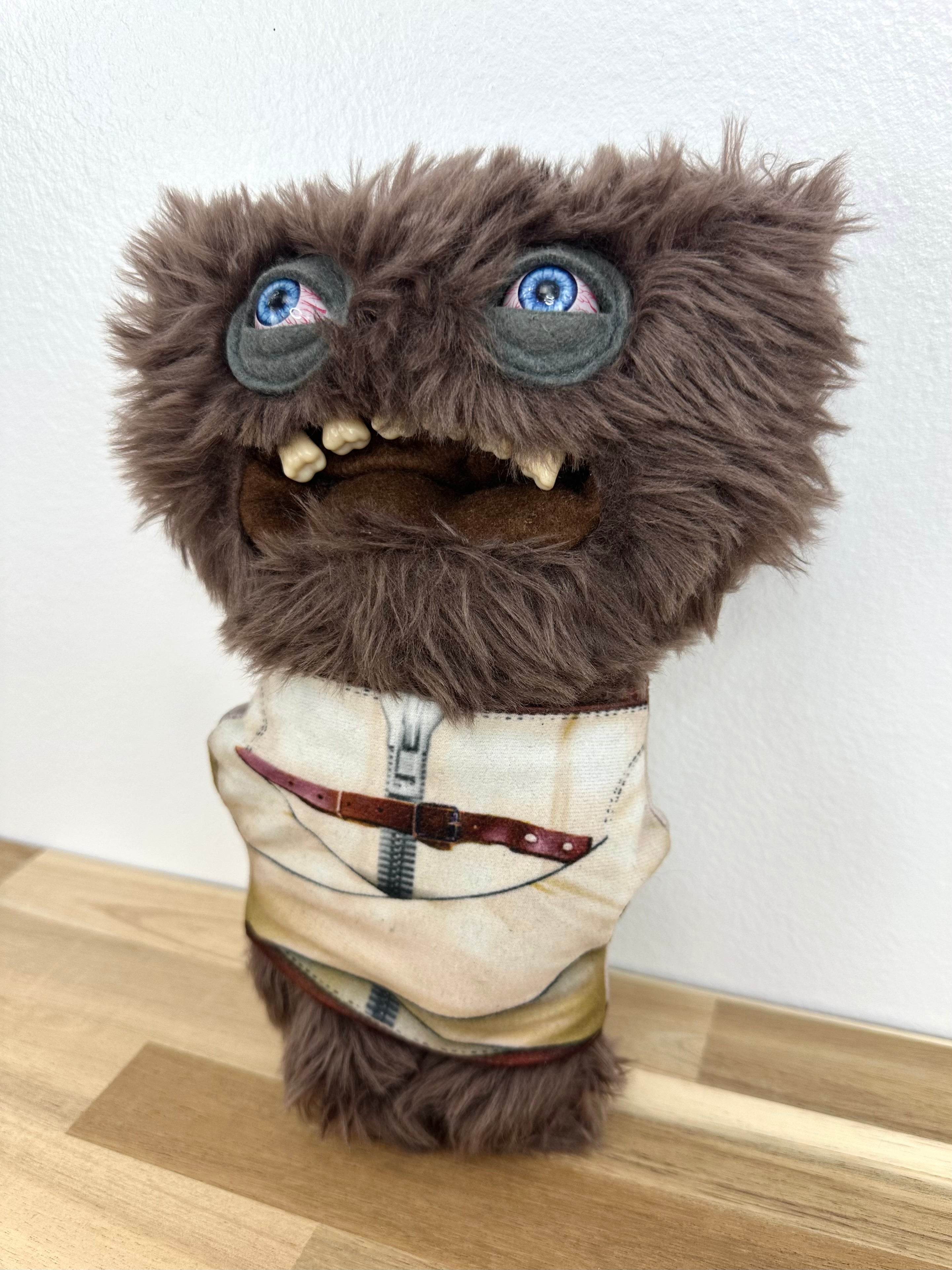 RARE * Fuggler Gnawing Terror in Straight Jacket Bloodshot Blue Eyes Spin Master • MINT Condition • No Box