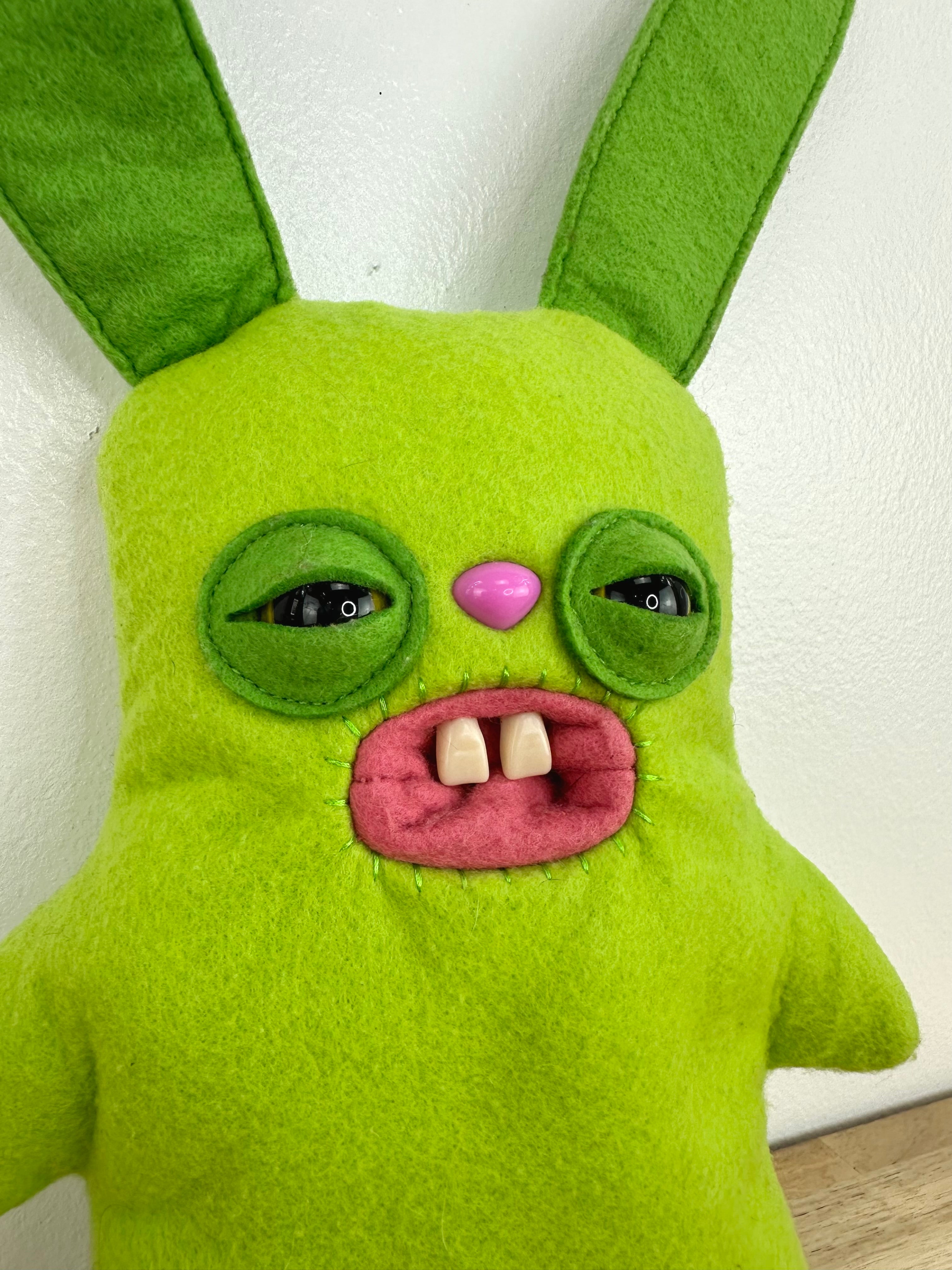 Rabid Rabbit Fuggler • Spin Master • Green Felt • Tag Cut