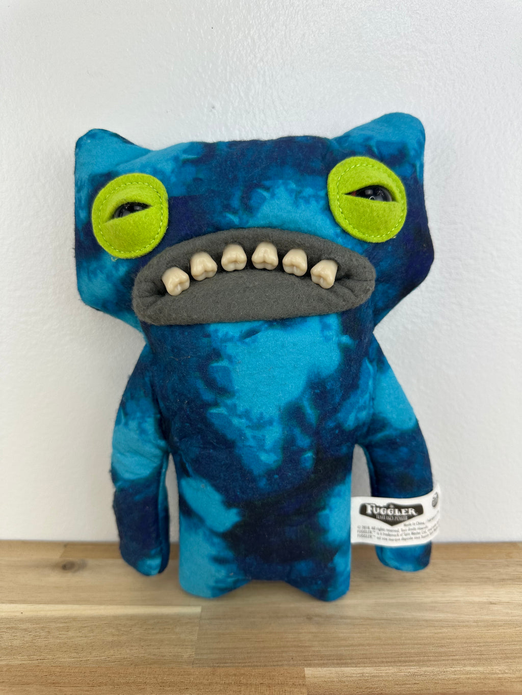 Wide Eyed Weirdo Fuggler • Blue • Misfit Fuggler • Zuru • No Box