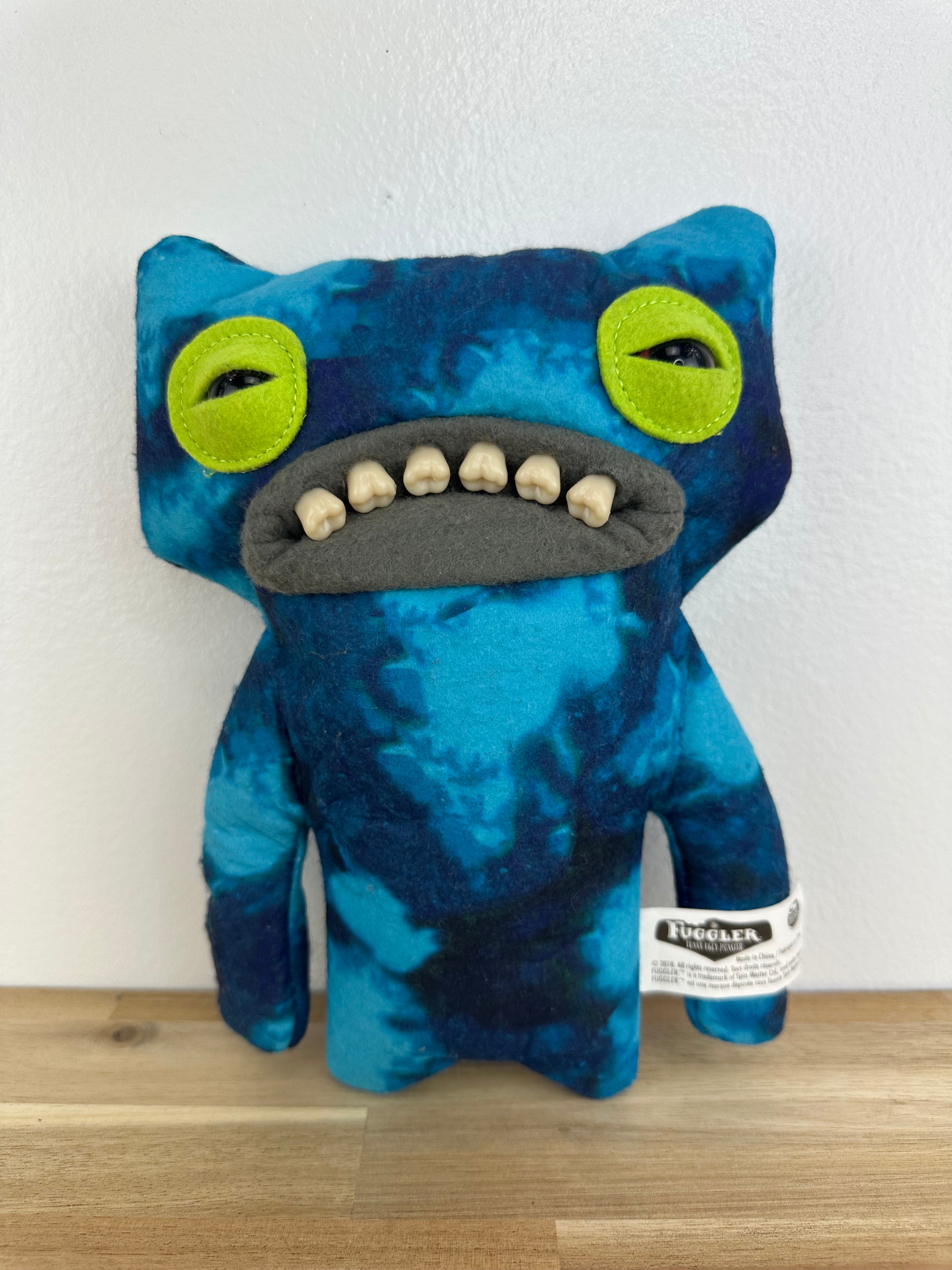 Wide Eyed Weirdo Fuggler • Blue • Misfit Fuggler • Zuru • No Box