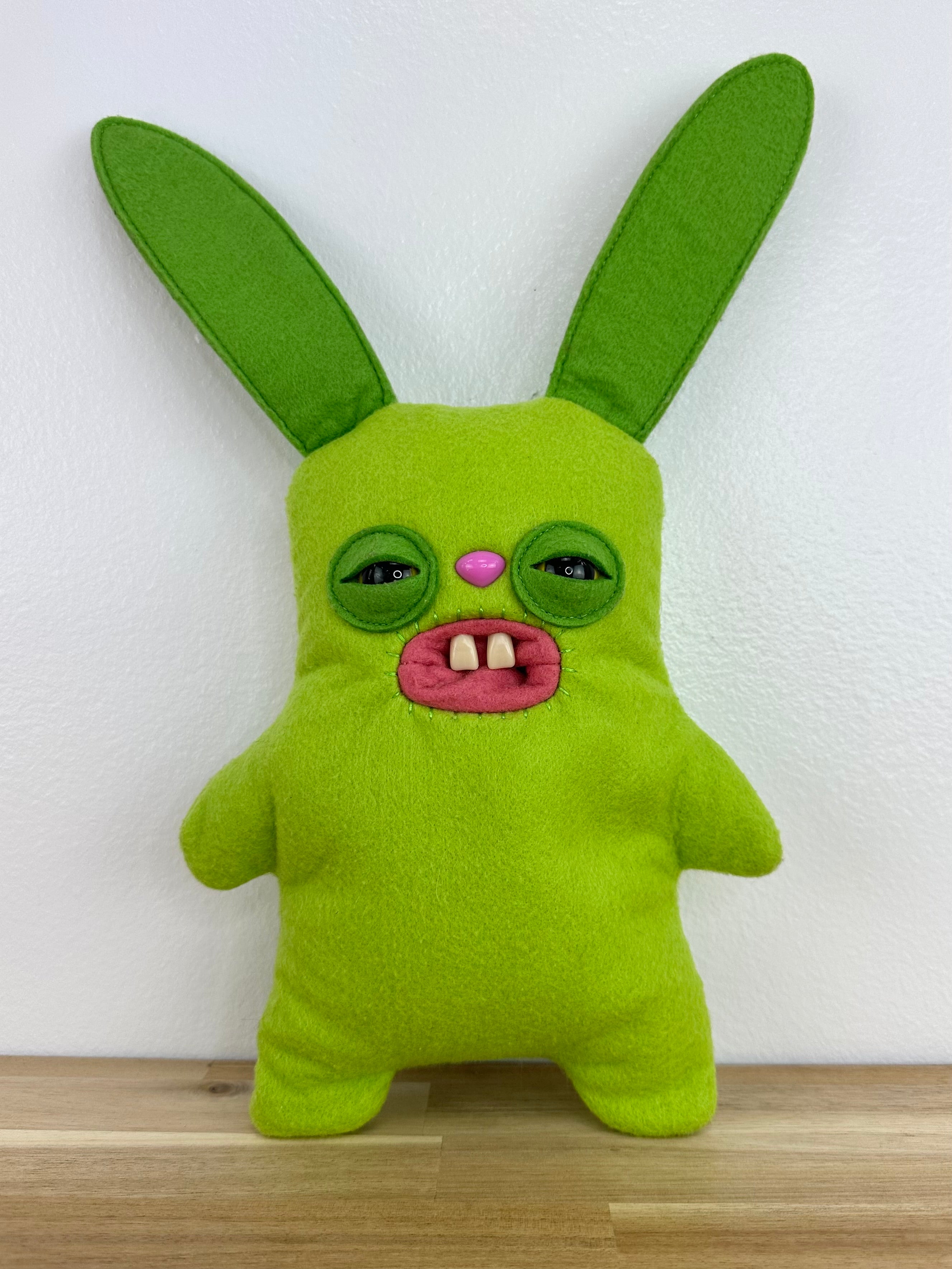 Rabid Rabbit Fuggler • Spin Master • Green Felt • Tag Cut