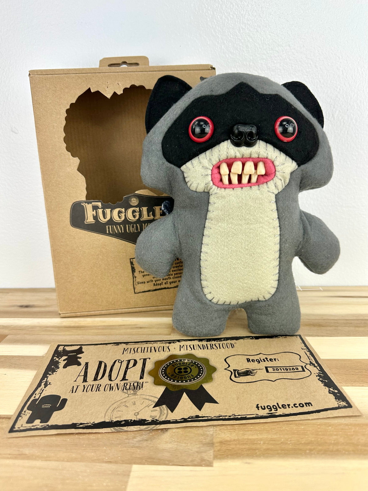 Raccoon Bandit Fuggler - Spin Master - Rare - Mint Condition - Open Box
