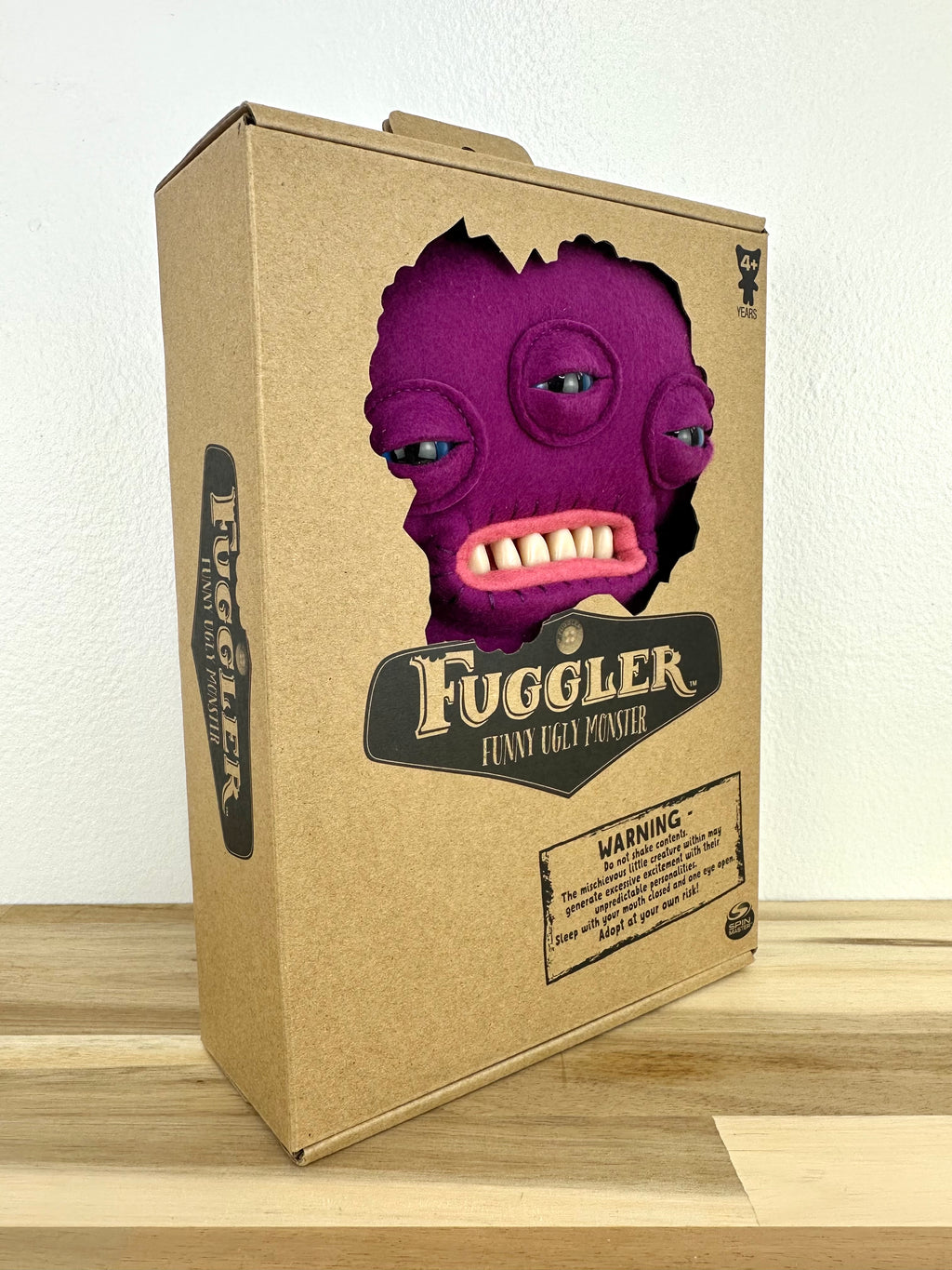 Annoyed Alien Fuggler - Purple Felt - Spin Master - Rare - Sealed Box