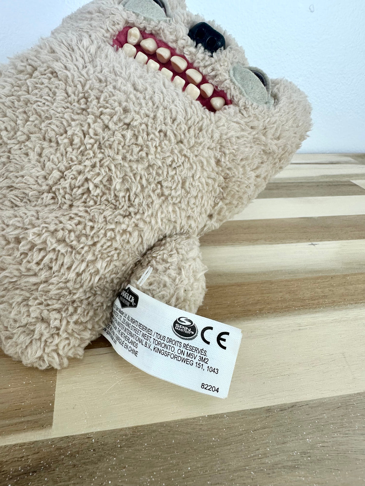 Old Toothblock Fuggler - Cream Plush - Spin Master Original - Mint Condition - No Box
