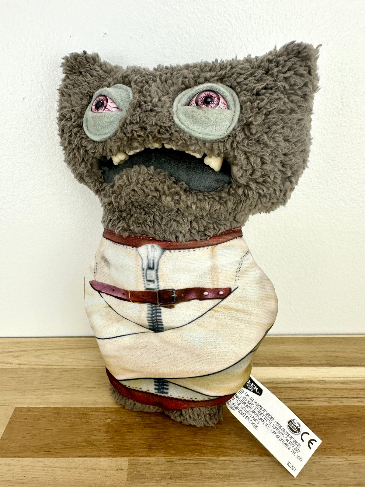 Gnawing Terror Fuggler - Straight Jacket - Short Fur - Bloodshot Blue Eyes - Spin Master - Rare - Mint Condition - No Box