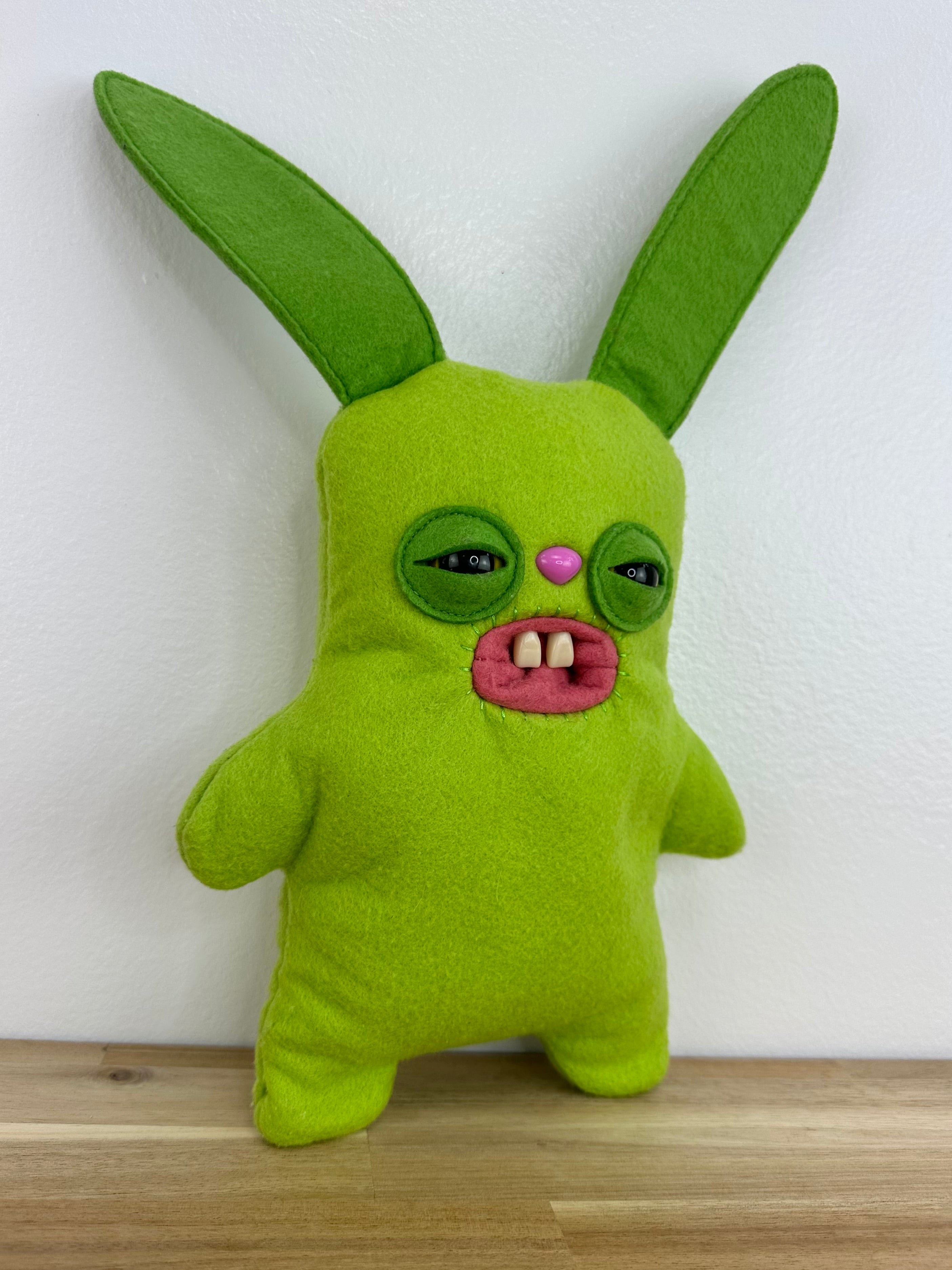 Rabid Rabbit Fuggler • Spin Master • Green Felt • Tag Cut