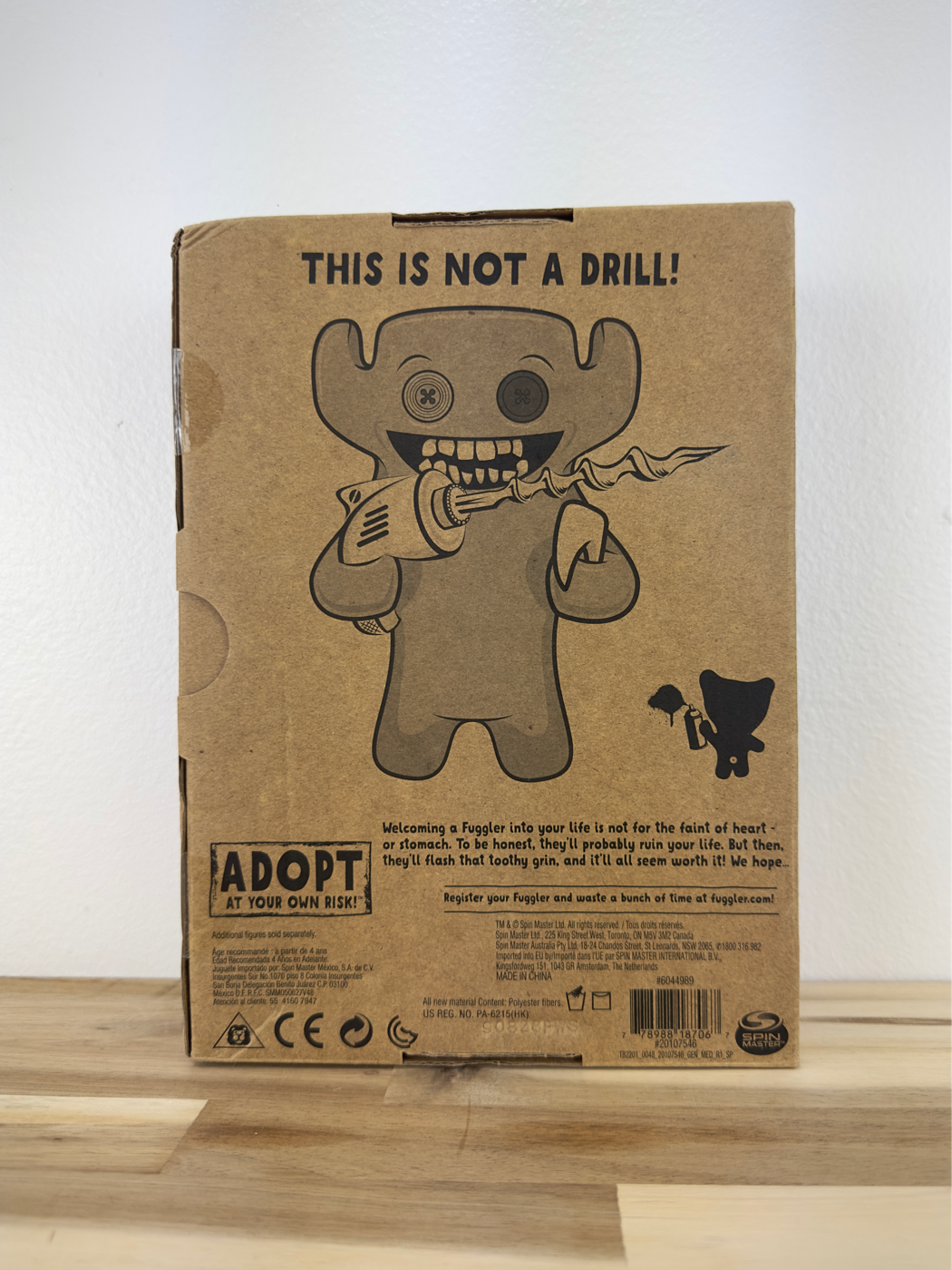 *GRAIL*  Fuggler Gnawing Terror Straight Jacket • VERY RARE • Spin Master • SEALED Box
